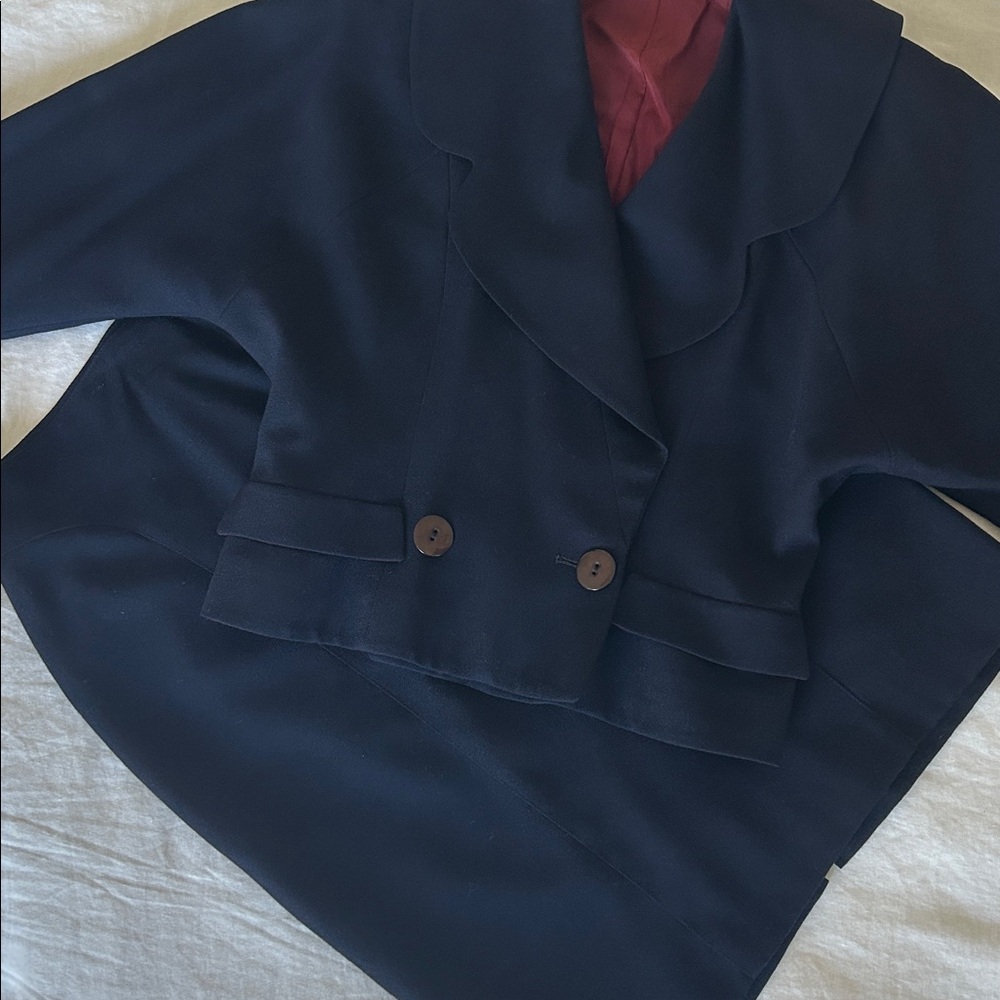 Elegant Navy Two-Piece Suit